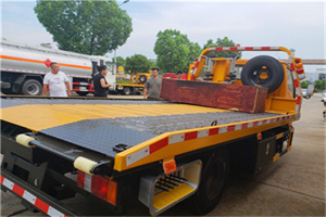 建设镇附近拖车电话号码服务