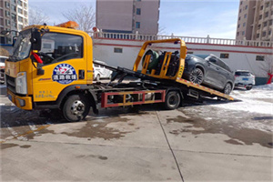 建设镇救援拖车费用怎么算